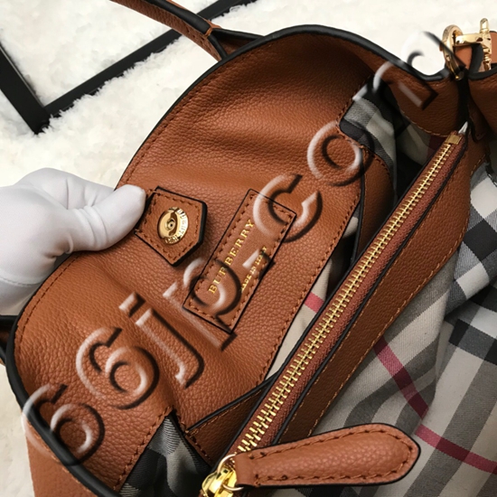 バーバリーバッグ全体デザイン